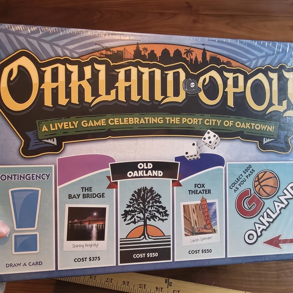 Oakland-Opoly Board Game - New Factory Sealed - Picture 2 of 8